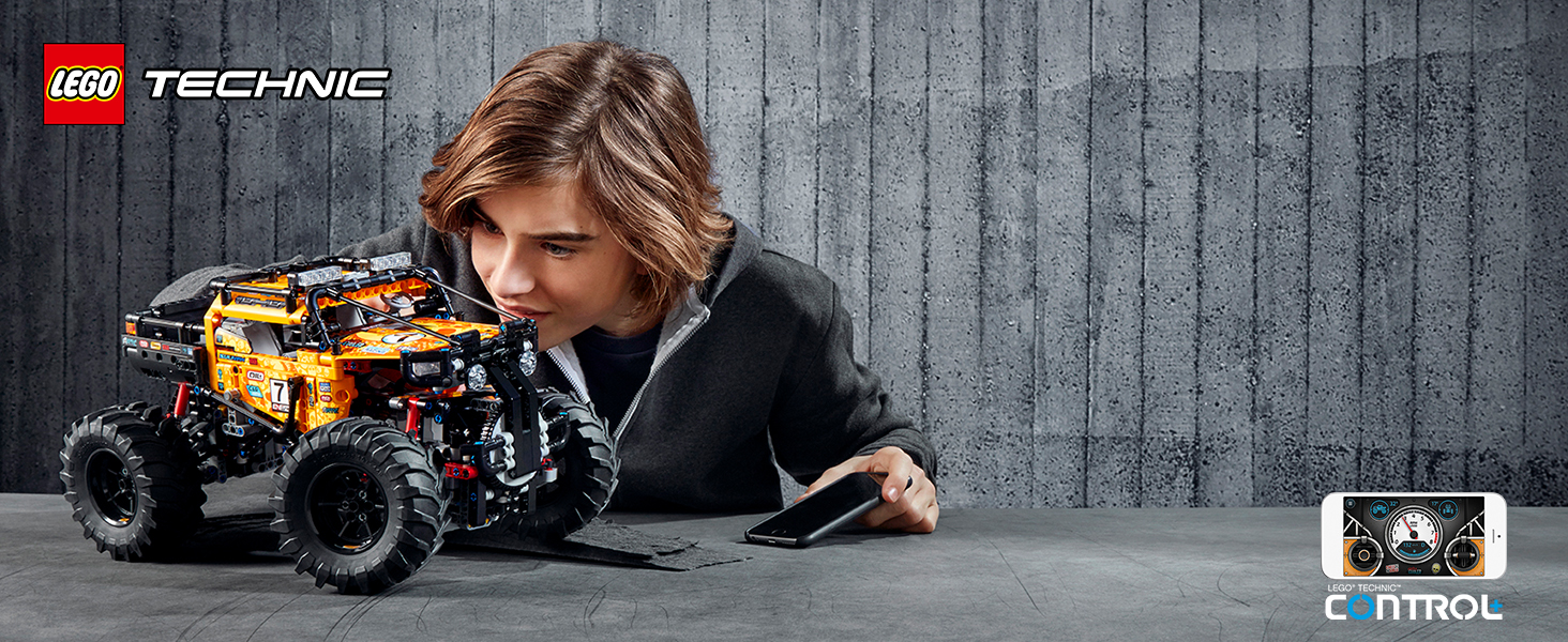 Meet the LEGO Technic™ 4x4 X-treme Off-Roader